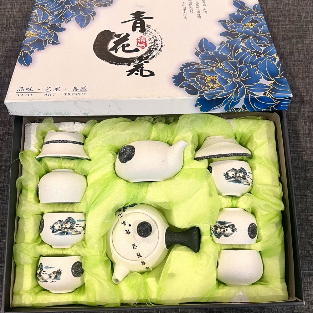 Imported elegant Tea Set in Blue and White Porcelain.